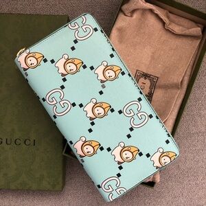 Gucci Kawaii zip wallet